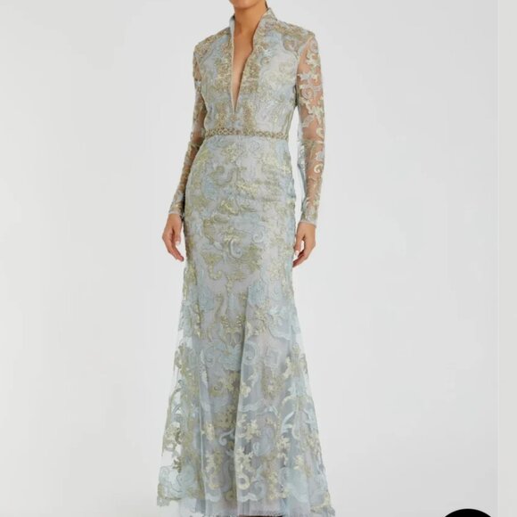 Still available! NWT Mac Duggal Long Sleeve V-Neck Gown 10 Powder Blue #8257 - Picture 1 of 4